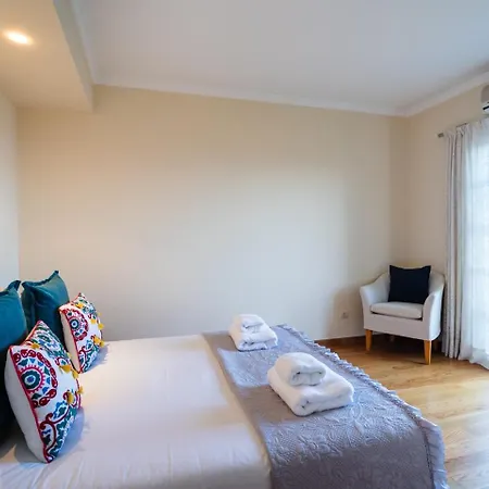 Pensionat Guestready - Madeiran Paradise With Ocean View Caniço