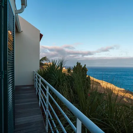 Πανσιόν Guestready - Madeiran Paradise With Ocean View Caniço