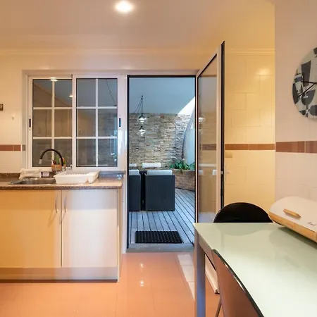 Guestready - Madeiran Paradise With Ocean View Guest house 4*